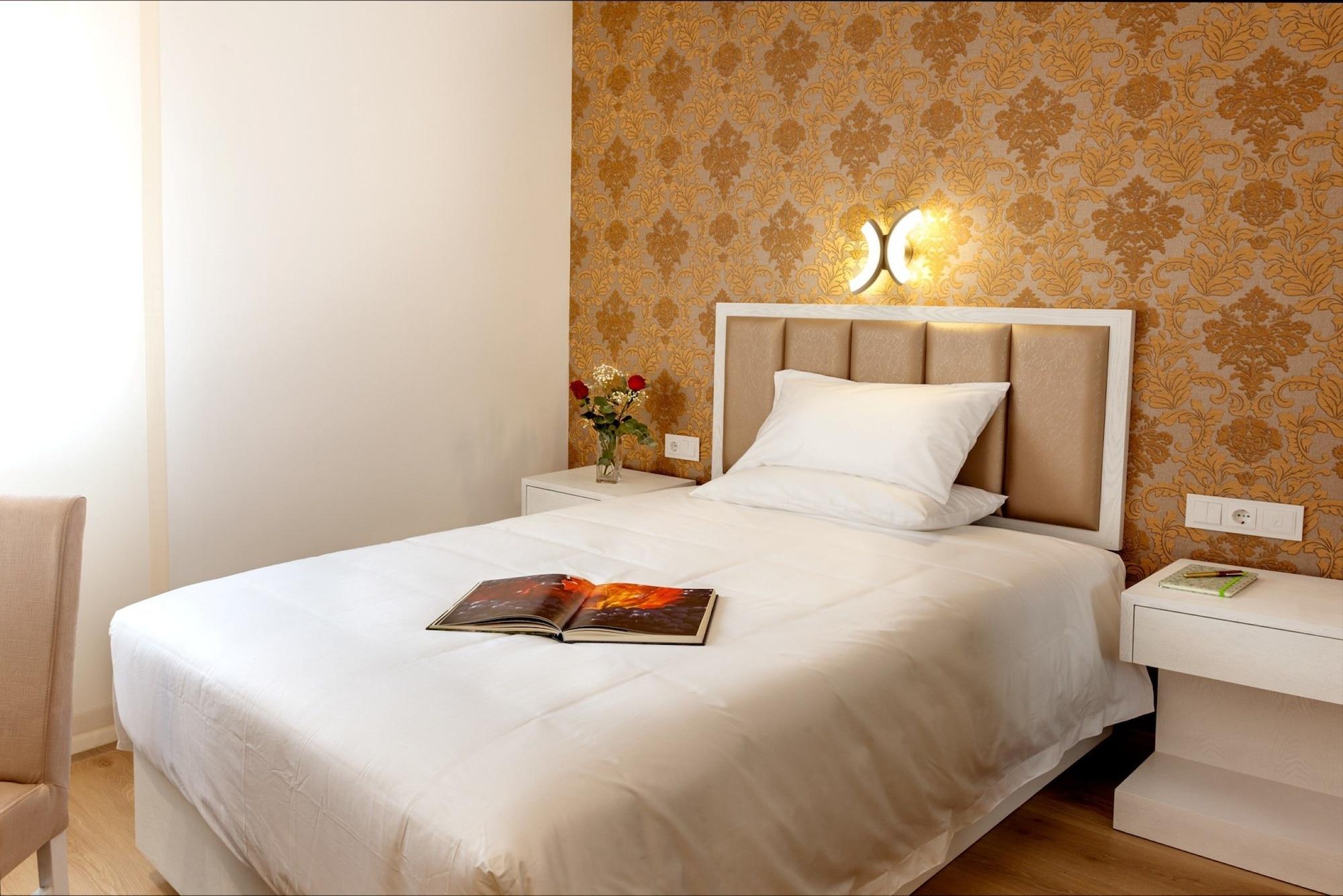 Hotel Insula Barataria Алькасар-де-Сан-Хуан Экстерьер фото